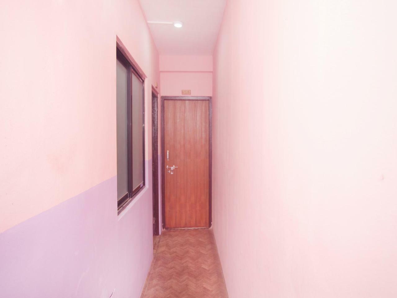 Oyo 341 Hotel Kusum Kohinoore Tokha Exteriér fotografie