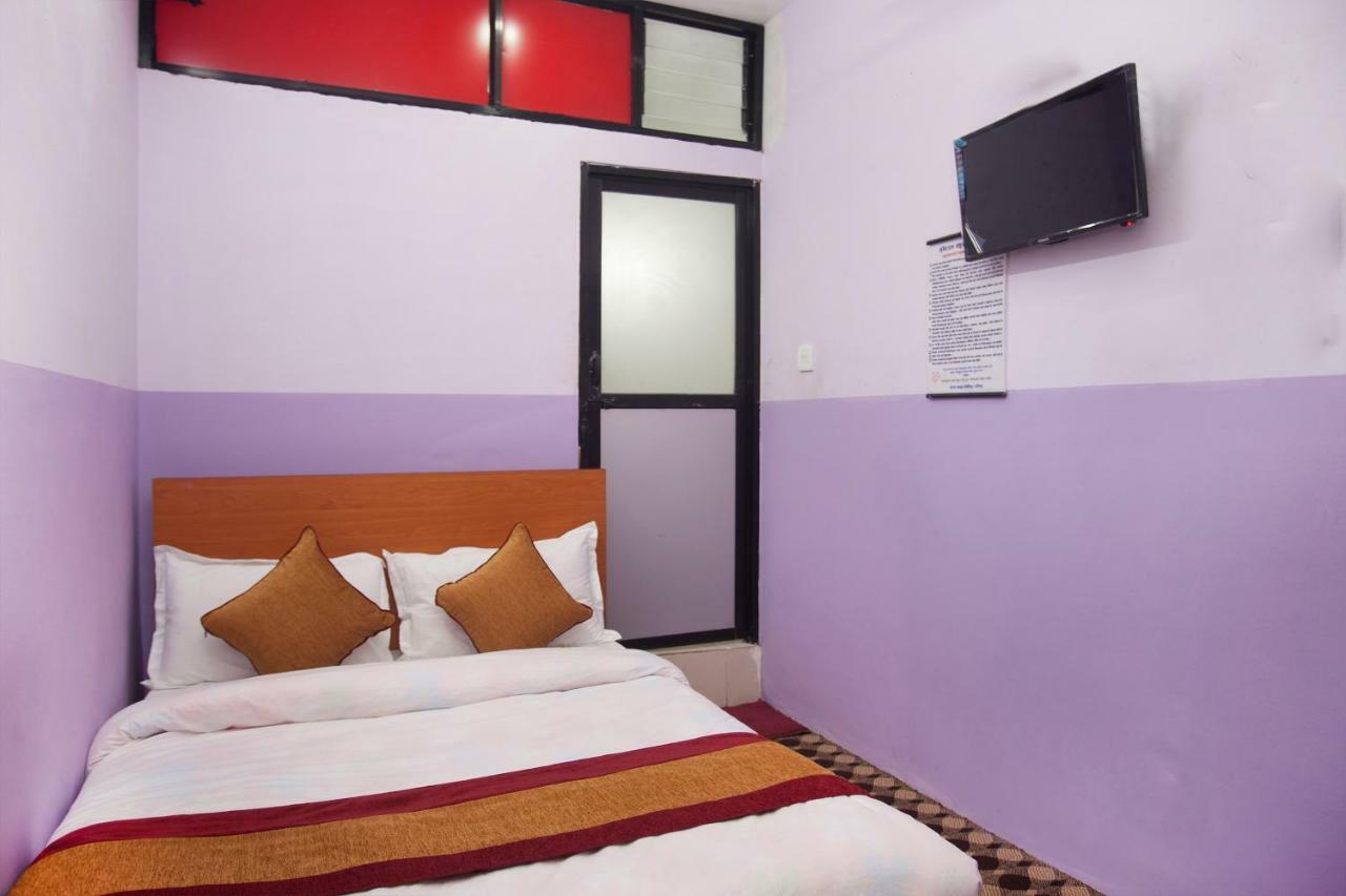 Oyo 341 Hotel Kusum Kohinoore Tokha Exteriér fotografie